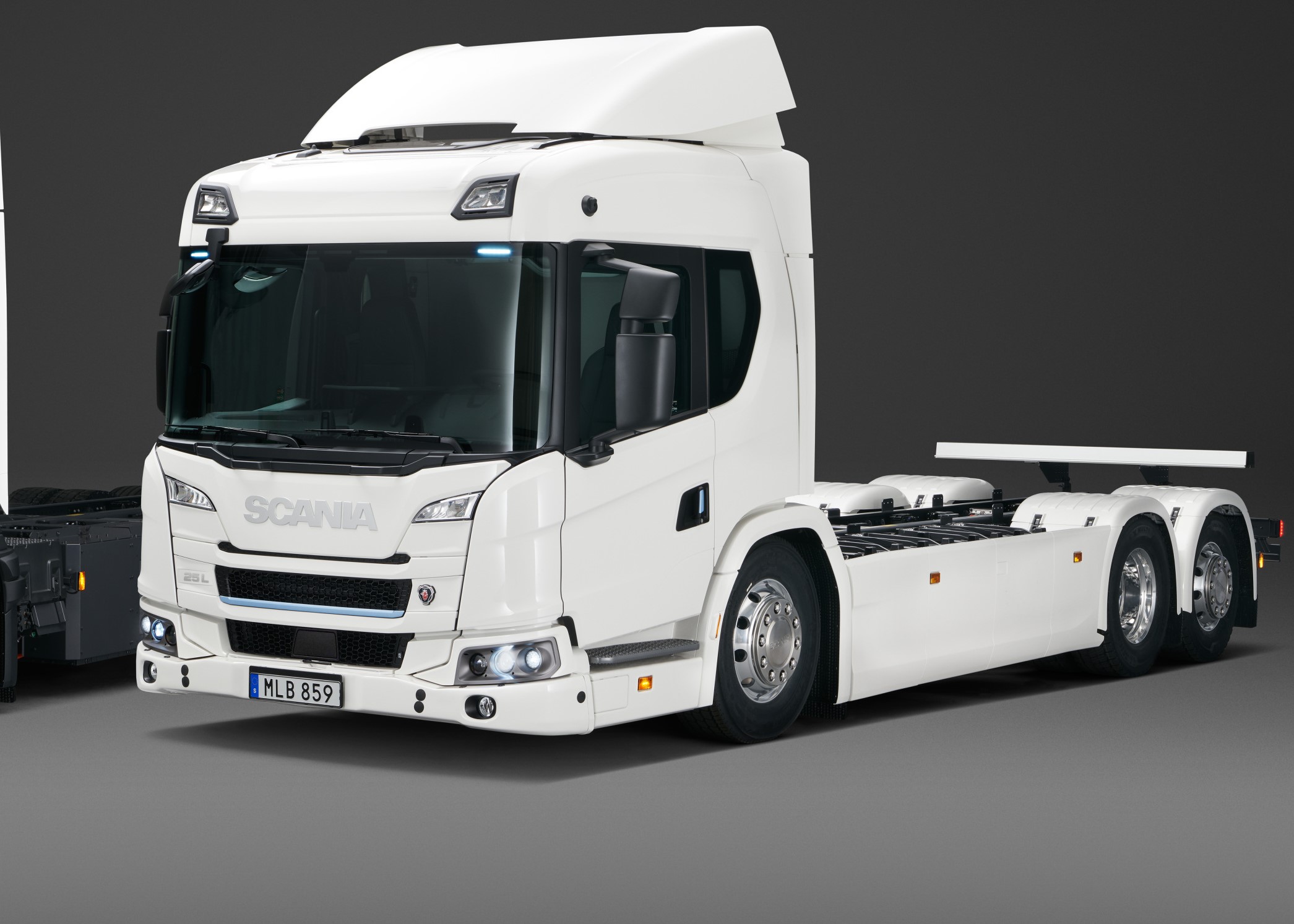  Scania презентовала электрогрузовик с запасом хода 250 км (видео) 