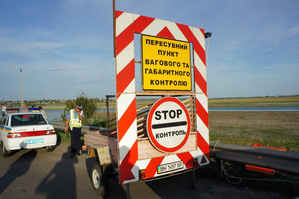 Верховная Рада отказалась ввести штрафы за перегрузку фур