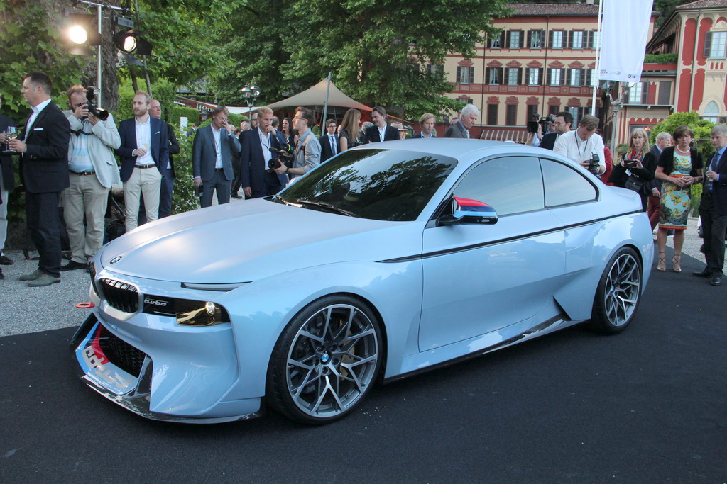 BMW 2002 Hommage