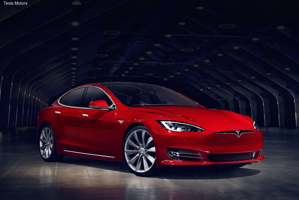 Обновленный электромобиль Тесла признан самым быстрым по разгону