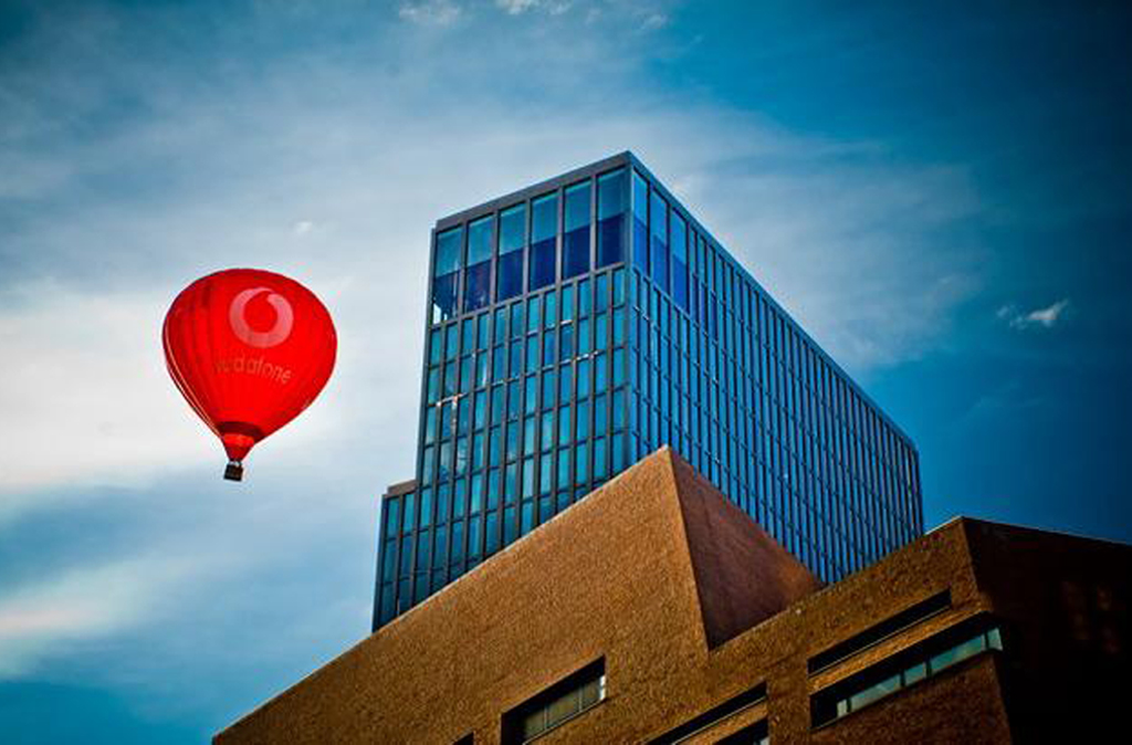 Vodafone проведет экскурсию по Херсону за три часа и 100 мегабайт