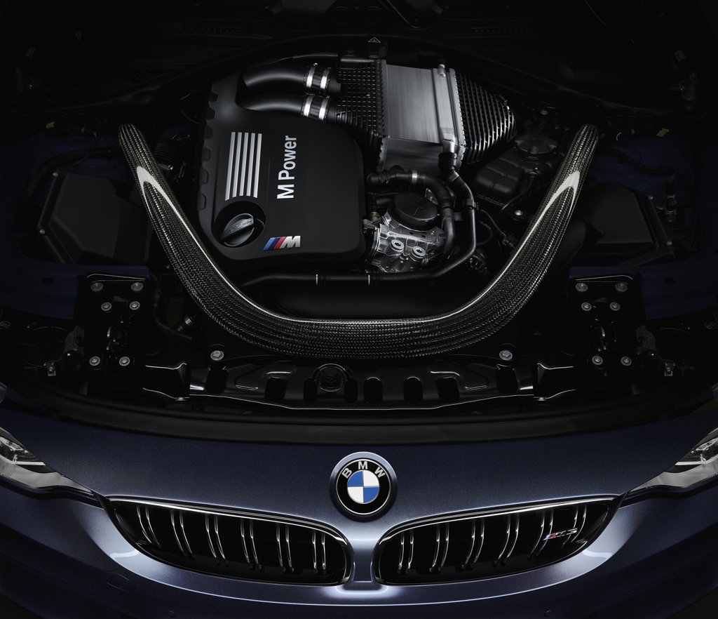 BMW M3 «30 Years M3» двигатель