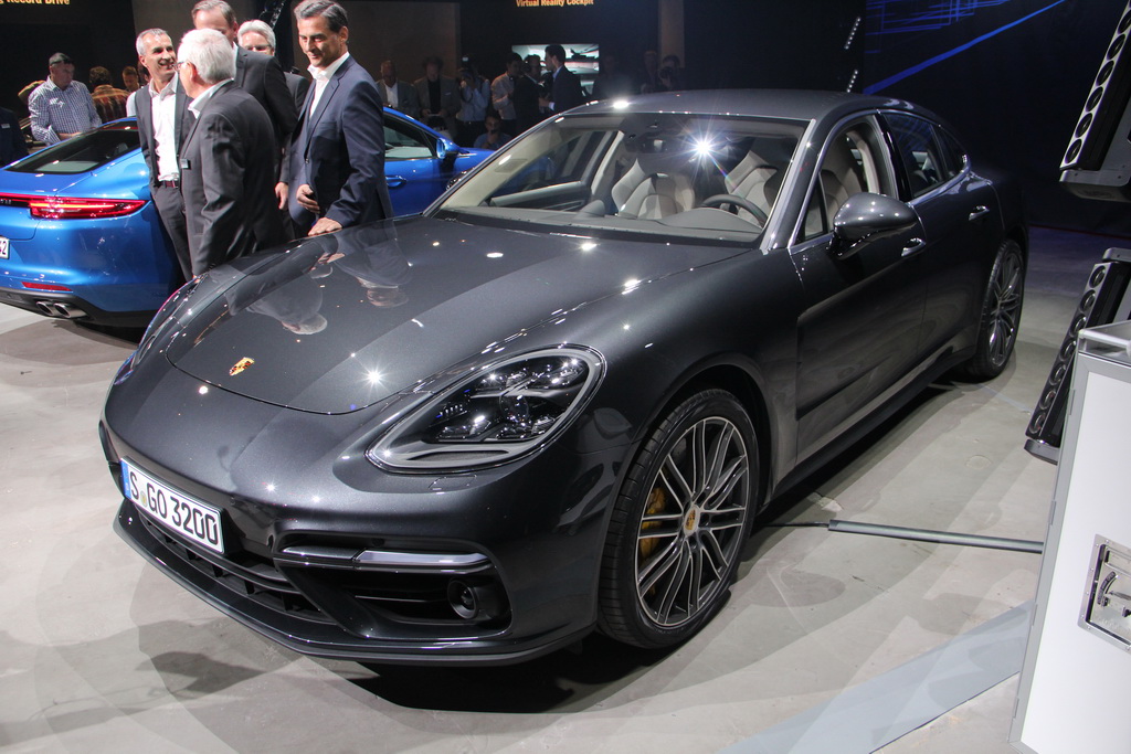 Porsche Panamera 5