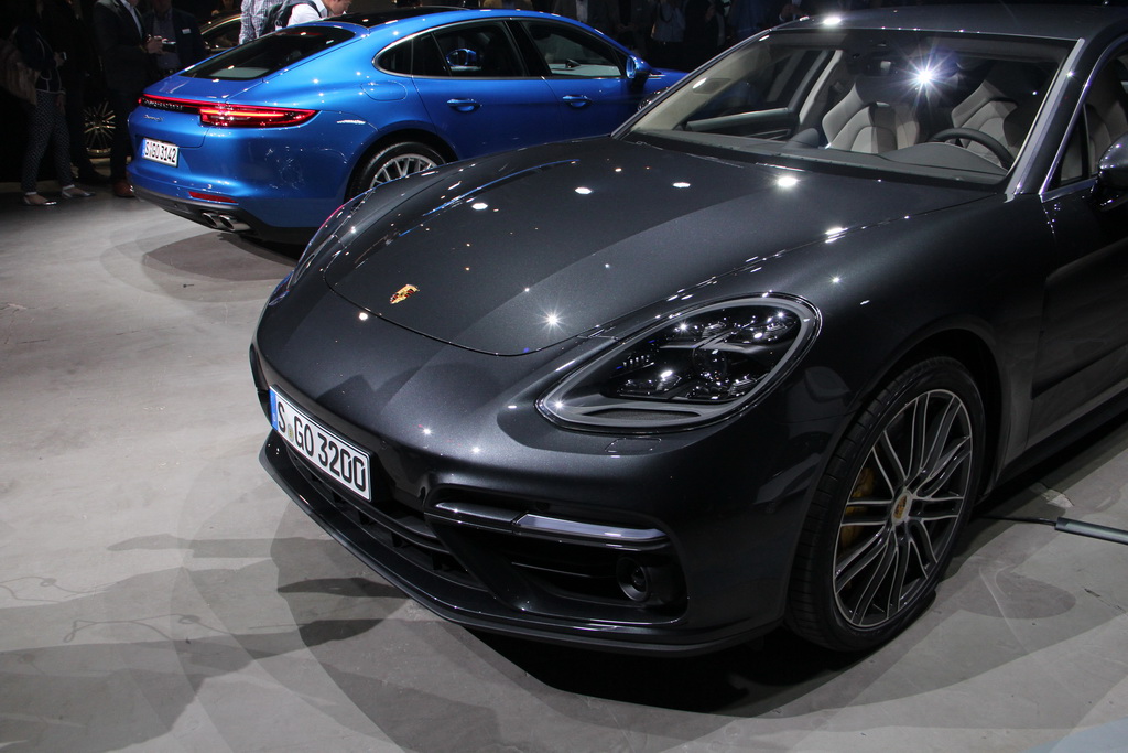 Porsche Panamera 7