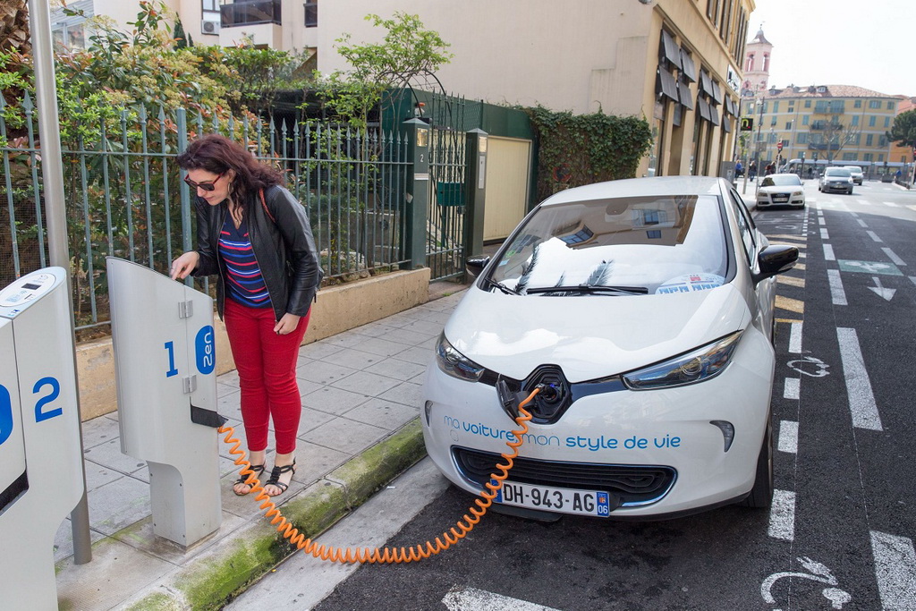 Європа випередила США з електромобілів