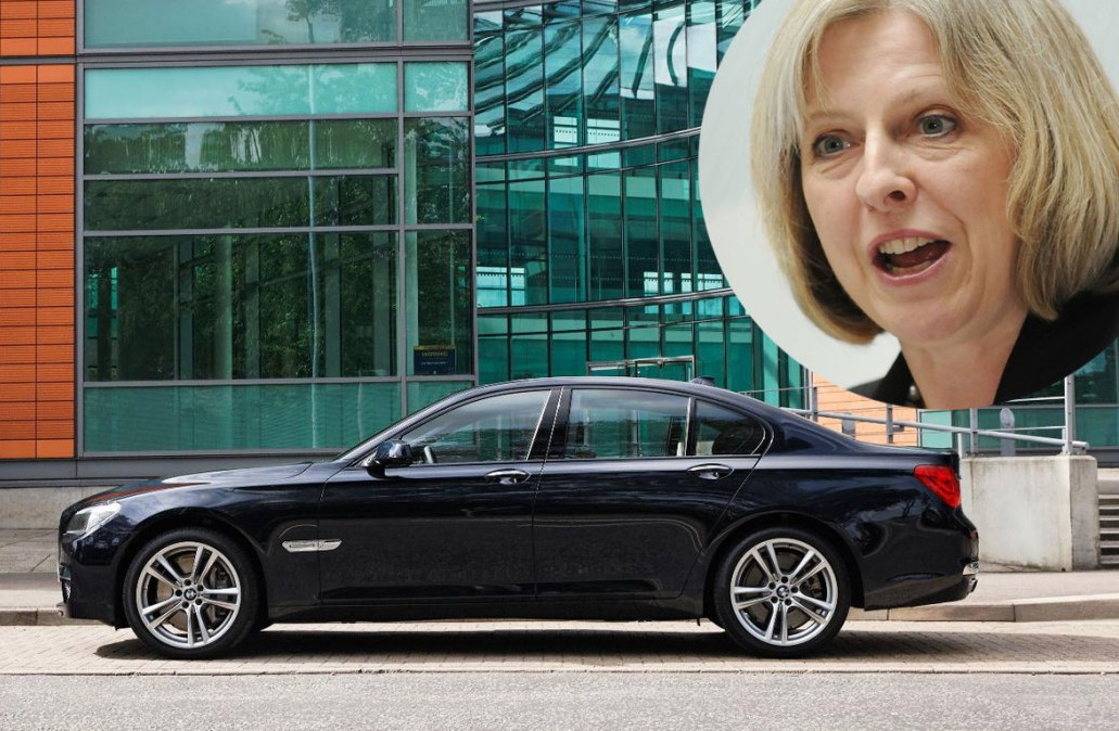 Какой служебный автомобиль получит новый британский премьер Тереза Мэй