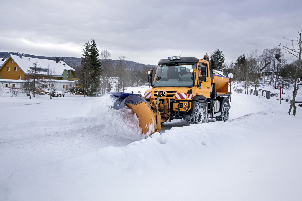 Mercedes-Benz подготовил топовый Unimog 