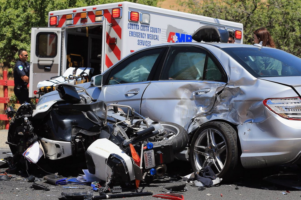 Смертность на дорогах США приняла угрожающий характер