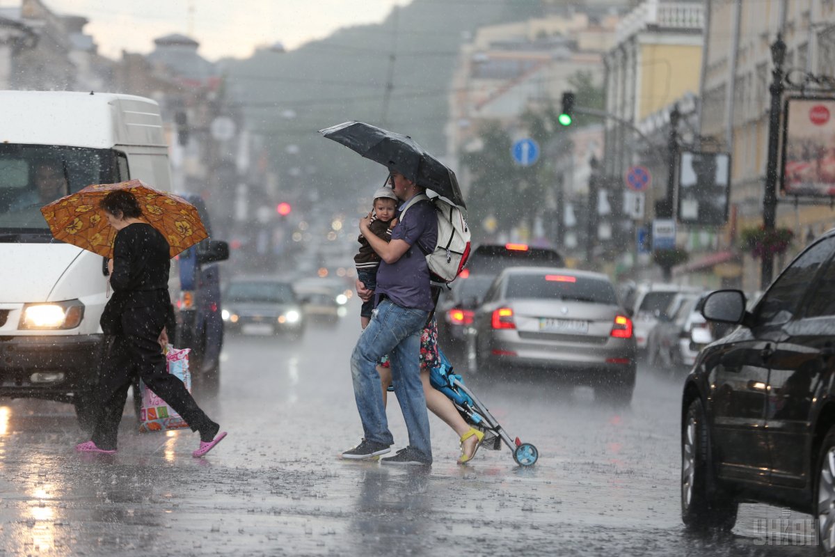 Увага водіям: у Києві ускладнення погодних умов