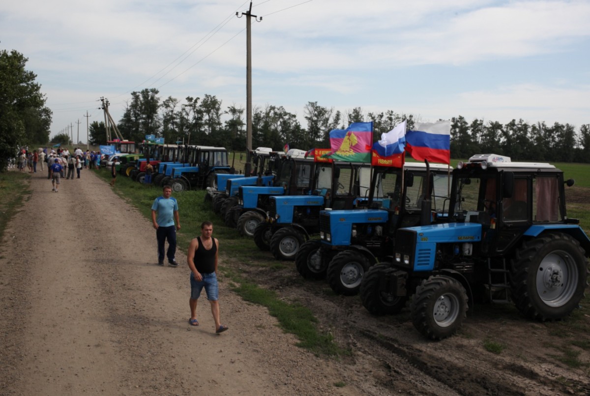 Тракторный марш на Москву или палки в колеса