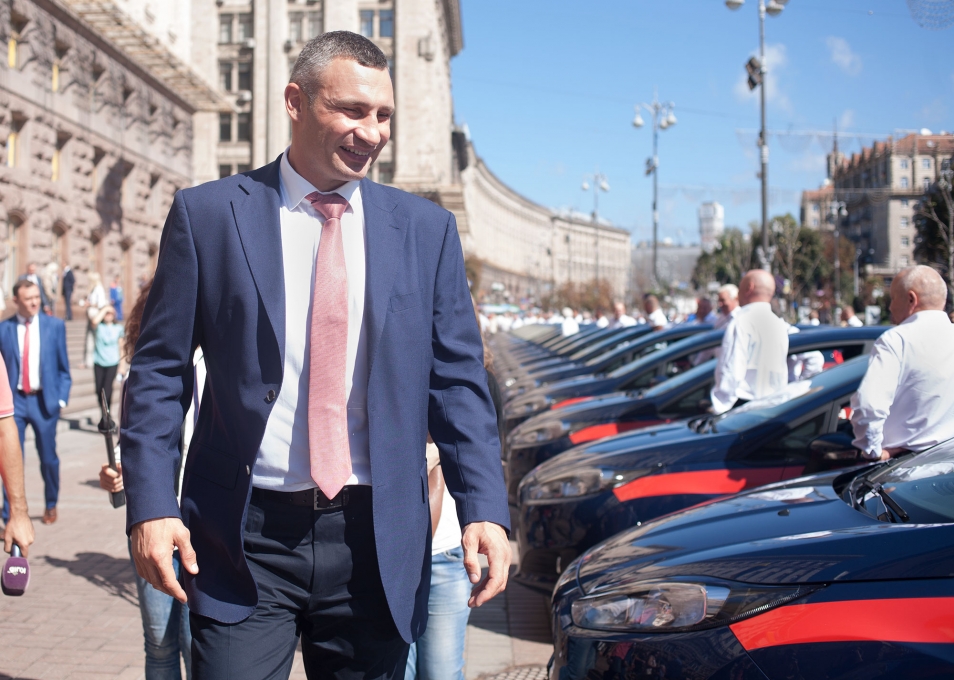 100 нових Ford Fiesta отримали київські медики