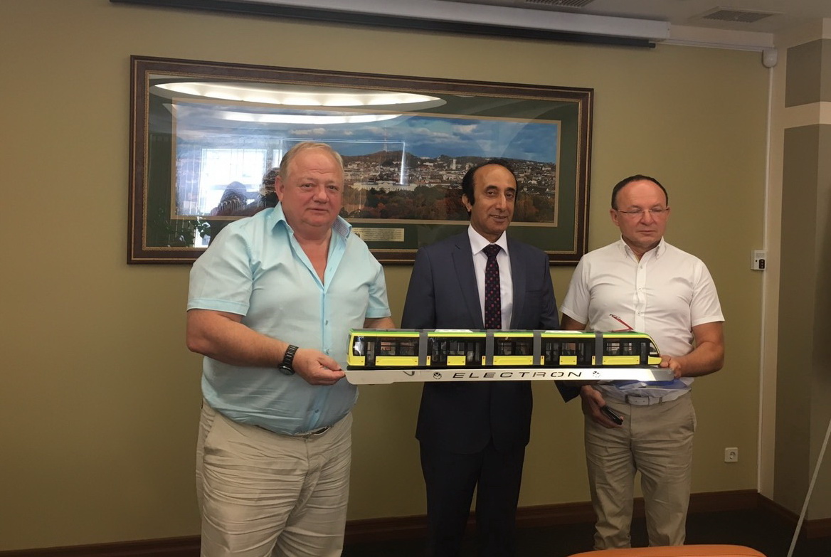 В рамках ознакомительного визита во Львовскую область аравийские бизнесмены посетили концерн «Электрон»