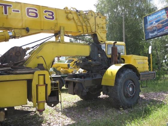 Унікальний автокран МКТТ- 63 з'явився у Вишгороді – останні автоновини ...
