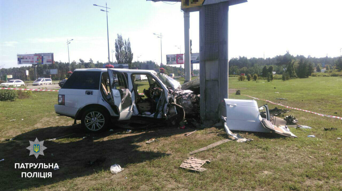 Водитель Range Rover нудачно подкупил патрульных