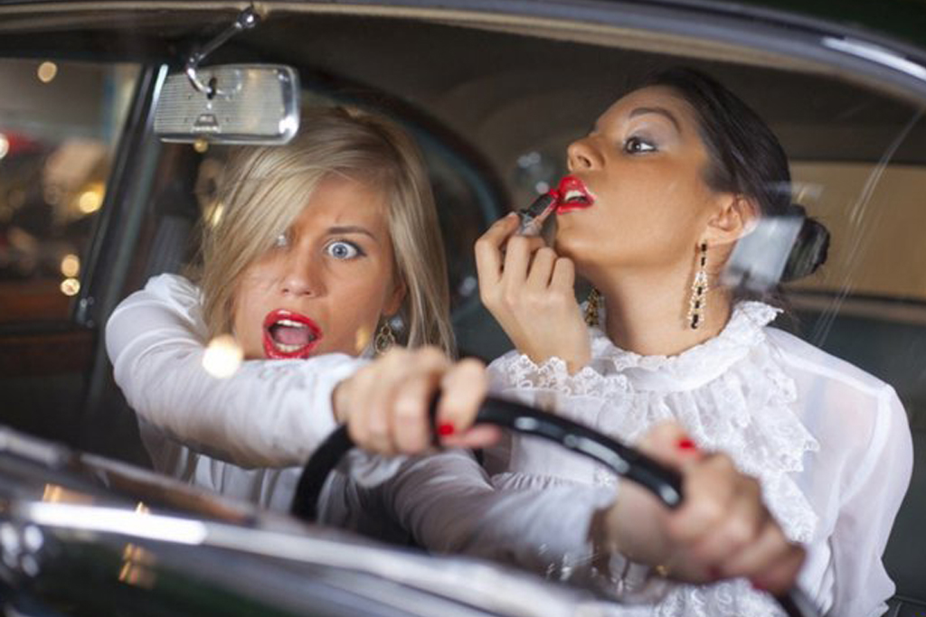 Чем чаще всего занимаются водители в пробках