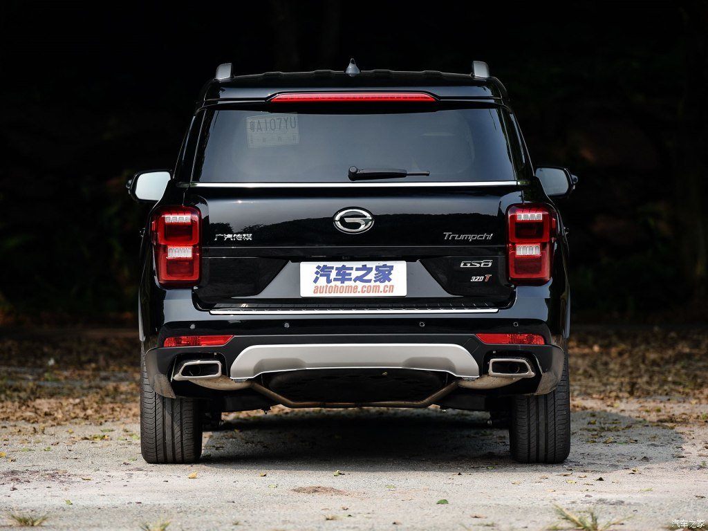 GAC Trumpchi GS8 – китайский кроссовер в стиле Mercedes GLS