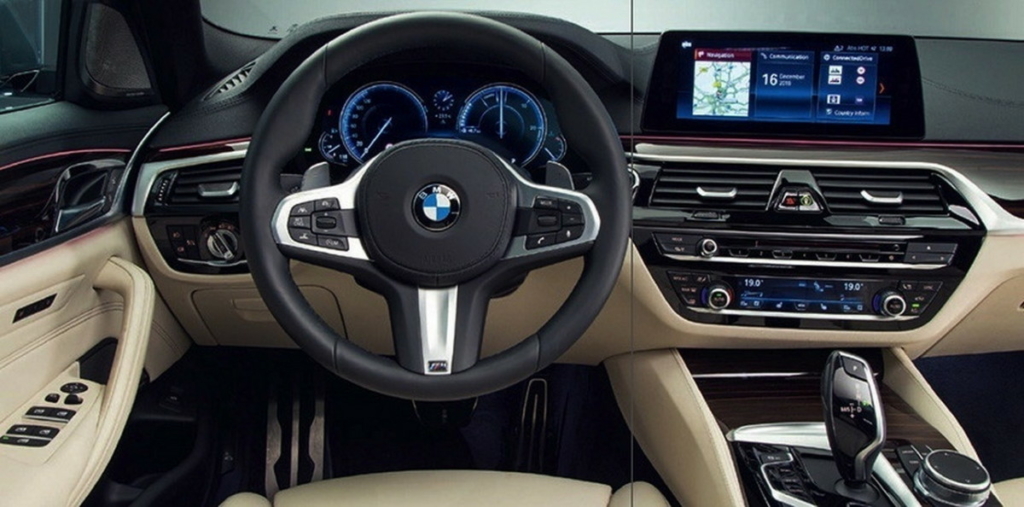 Новая БМВ 5. Интерьер BMW 2017 