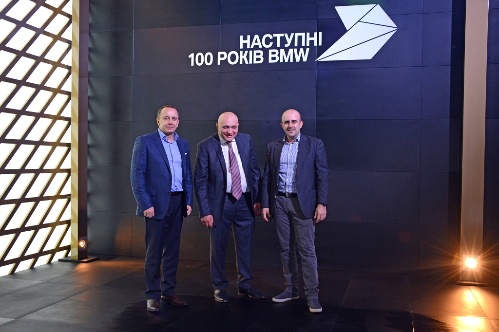 BMW - официальный автомобиль недели прет-а-порте Ukrainian Fashion Week