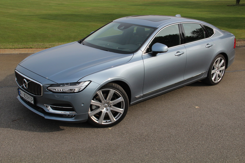 volvo-s90