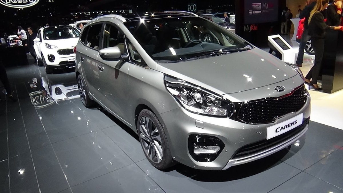 Kia Carens 2017