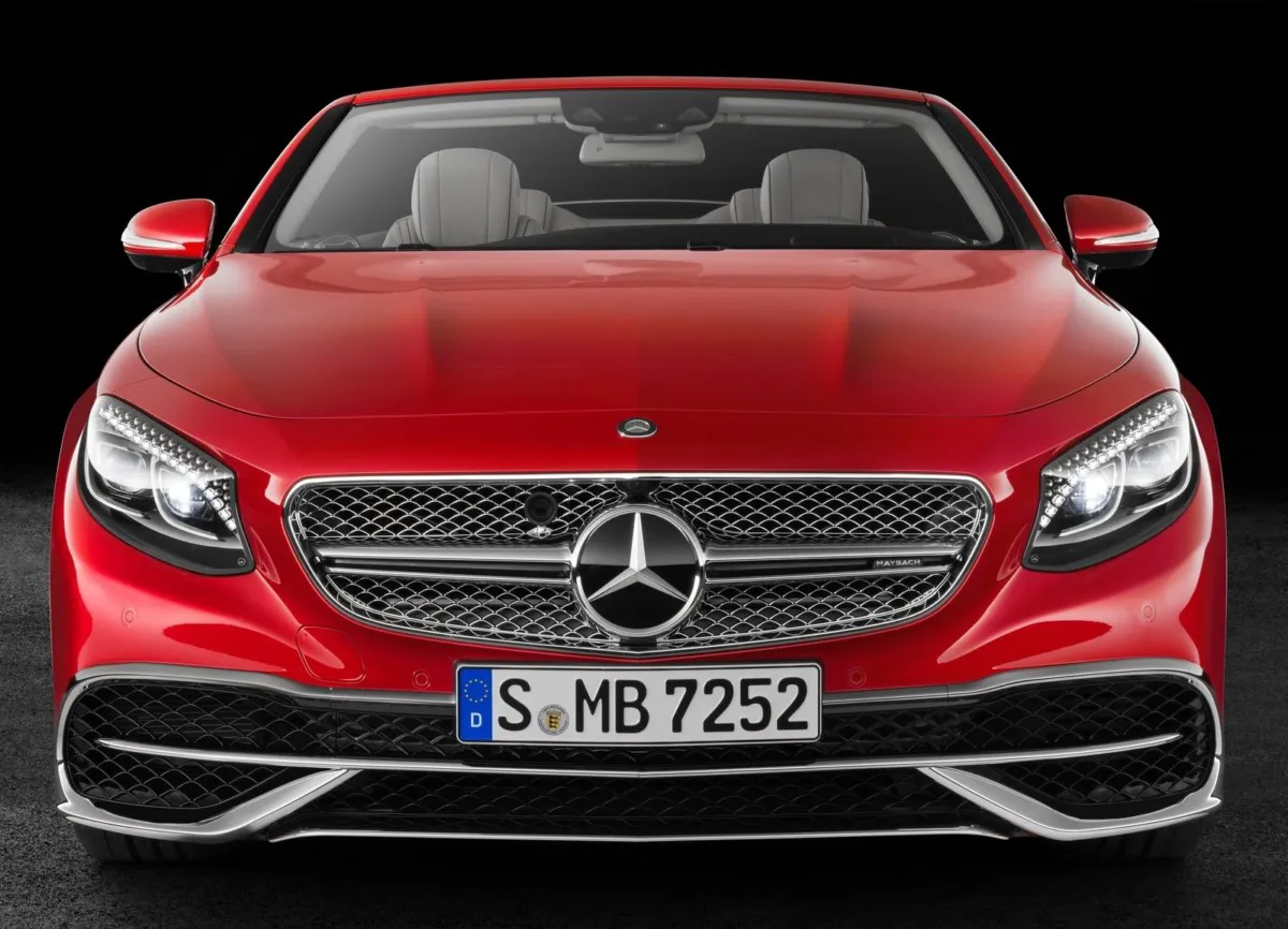 Роскошный кабриолет Mercedes-Maybach S650 представлен в Лос-Анджелесе