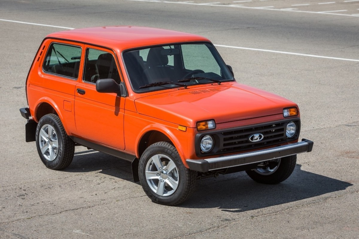 lada-4x4-orange-edition