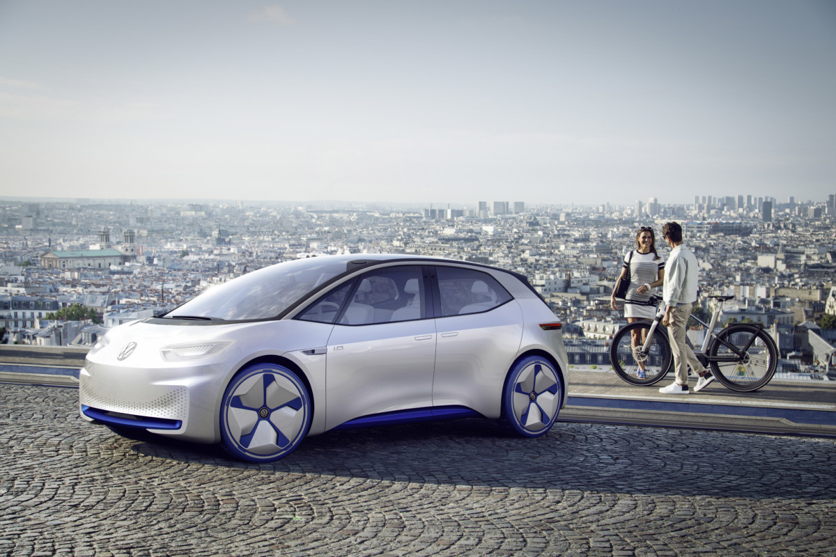 Volkswagen готовит электрический спорткар и роскошный электромобиль