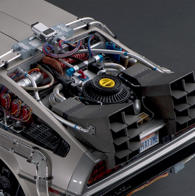 DeLorean DMC-12