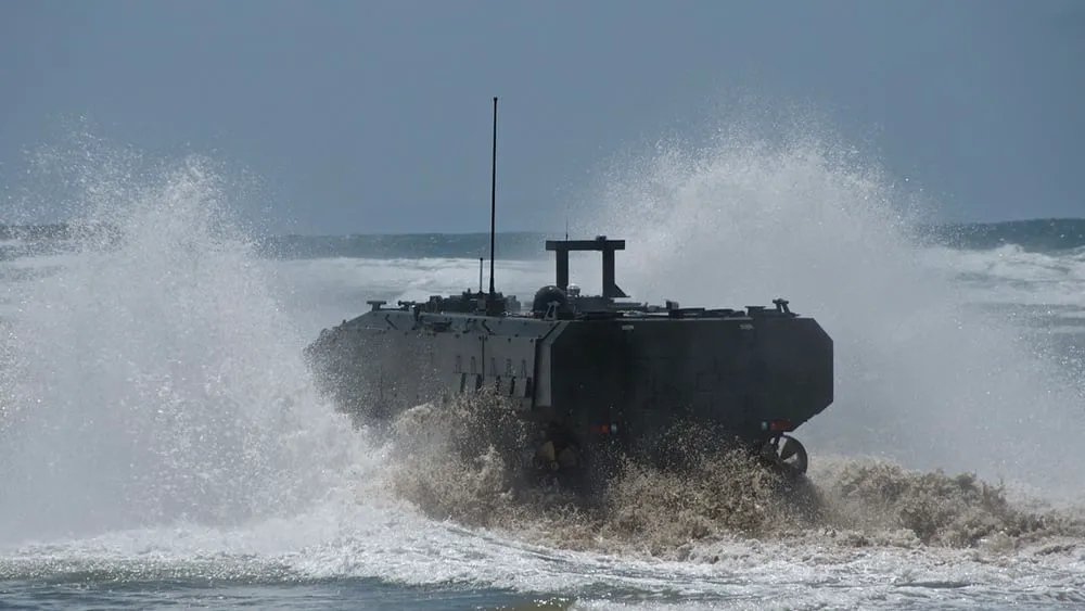 Плавающий БТР Amphibious Combat Vehicle (ACV) 1.1