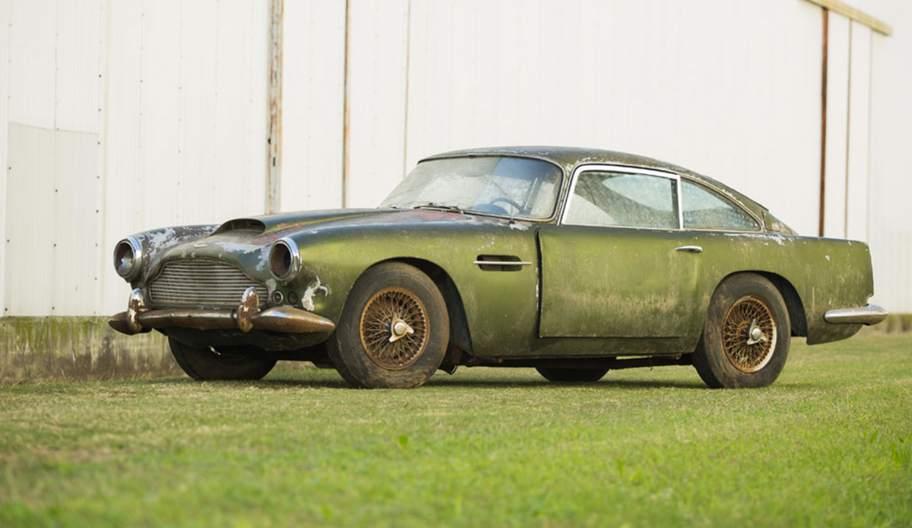 Заброшенное сокровище – редкое купе Aston Martin DB4 найдено в лесу