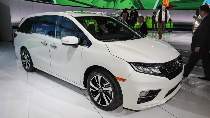 Honda Odyssey 2018 назвали самым "продвинутым" серийным минивэном