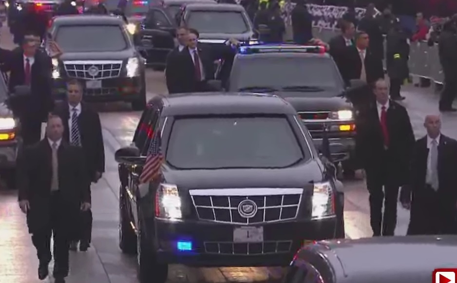 Дональд Трамп и его лимузин Сadillac One