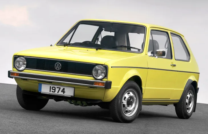 История в фото. Эволюция Volkswagen Golf за 40 лет История в фото. Эволюция Volkswagen Golf за 40 лет