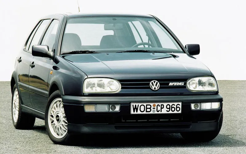 История в фото. Эволюция Volkswagen Golf за 40 лет История в фото. Эволюция Volkswagen Golf за 40 лет