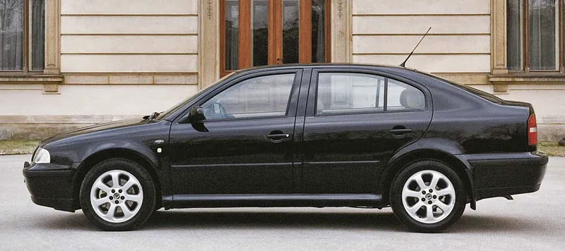 В Чехии выставлена на продажу эксклюзивная Skoda Octavia 1999 года