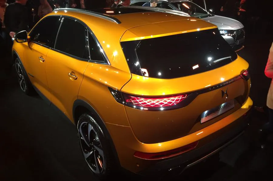 Кроссовер DS 7 Crossback от Citroen рассекречен