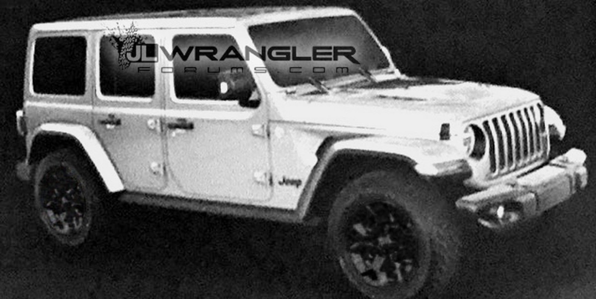 Jeep Wrangler 2018: новые фото и подробности культового внедорожника
