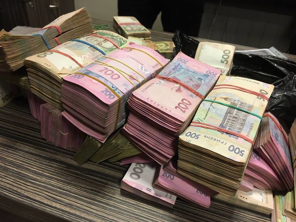 В Киевавтодоре выявлены хищения на сотни миллионов гривен