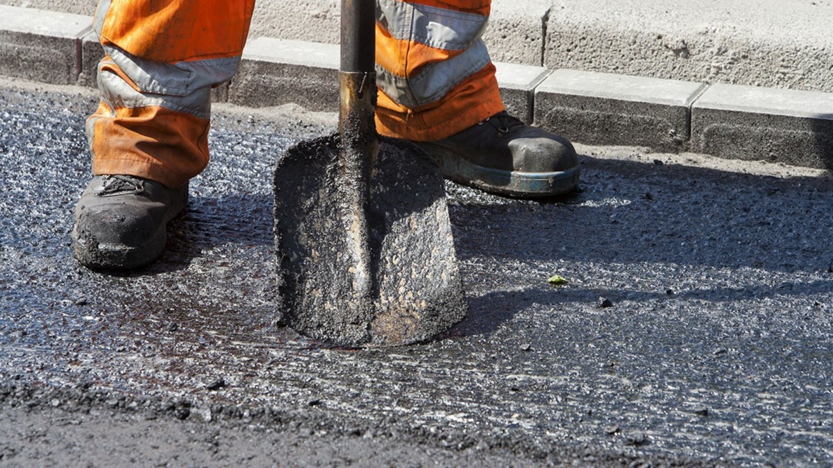 В 2017 году на ремонт дорог выделили дополнительно 8 миллиардов гривен