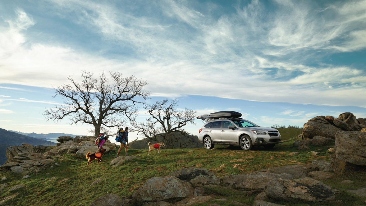 Subaru Outback 2018: первые фото внедорожного универсала Субару