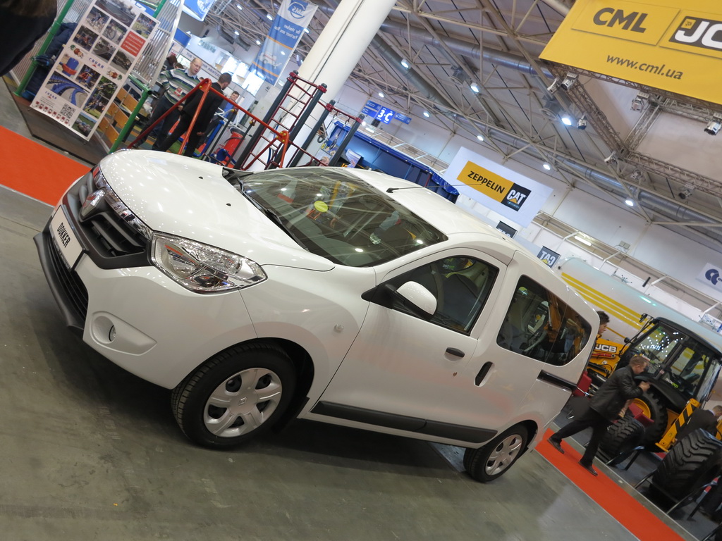 На рынке новых коммерческих автомобилей в Украине, по итогам первого квартала, лидирует компания Renault
