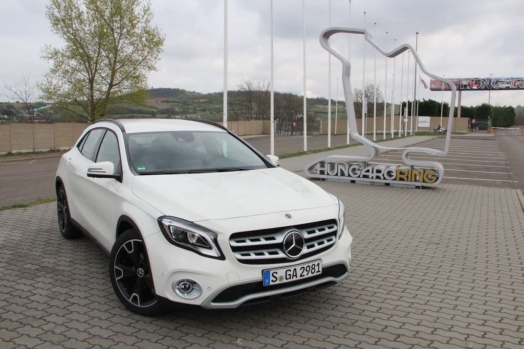 Mercedes-Benz GLA