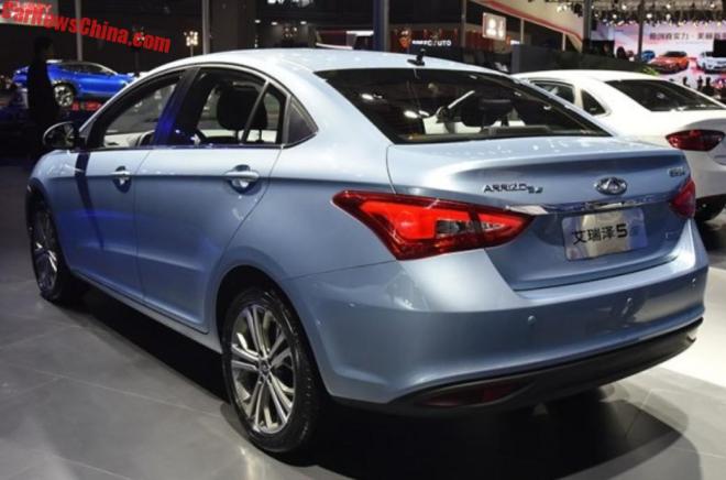 Новый электромобиль Chery способен проехать 400 км без подзарядки