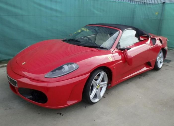 Поддельный спорткар Ferrari стал участником страховой аферы