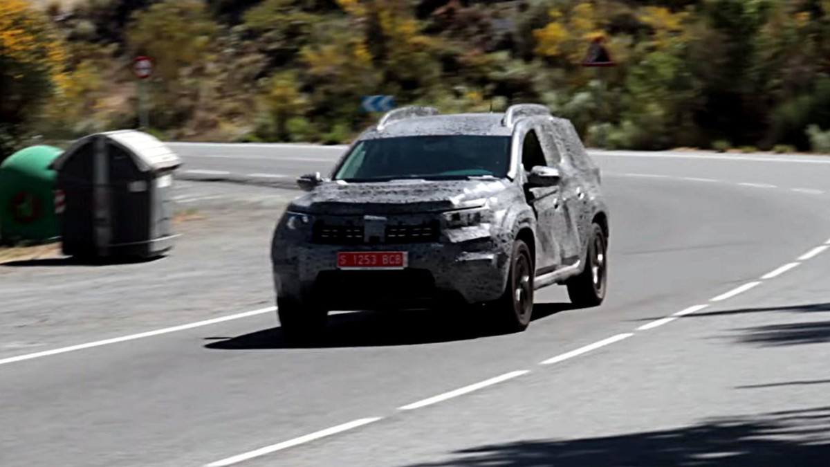 Новый Renault Duster 2018 впервые засняли на видео