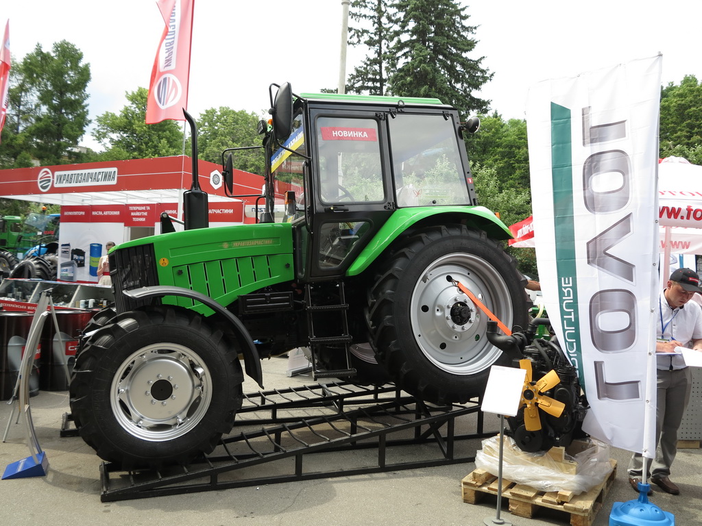 Новый трактор «Кий»-14102 на выставке «Агро 2017»