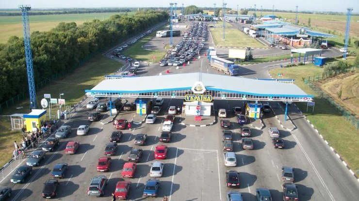 Депутаты планируют запретить въезд авто на еврономерах в Украину 