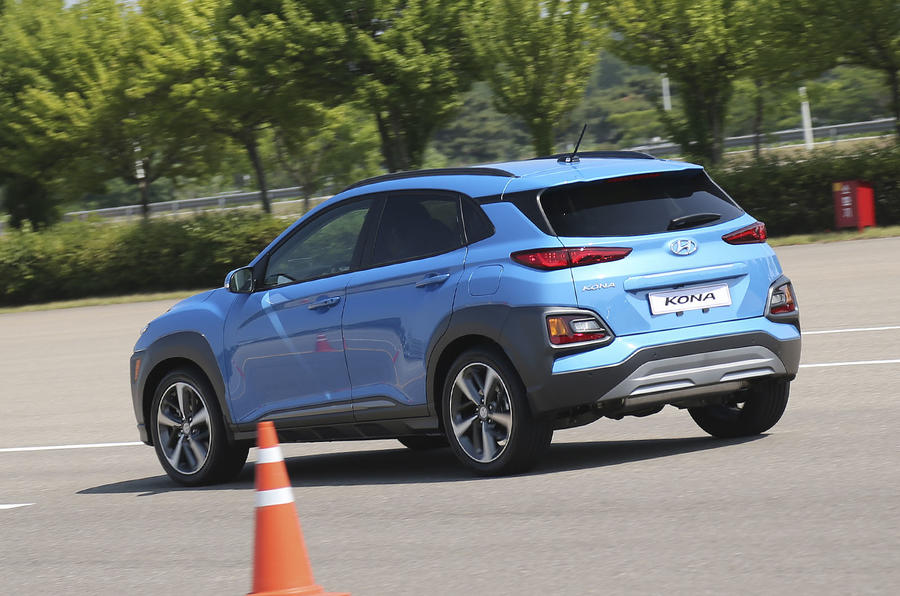 Первый обзор кроссовера Hyundai Kona 2018 Первый обзор кроссовера Hyundai Kona 2018