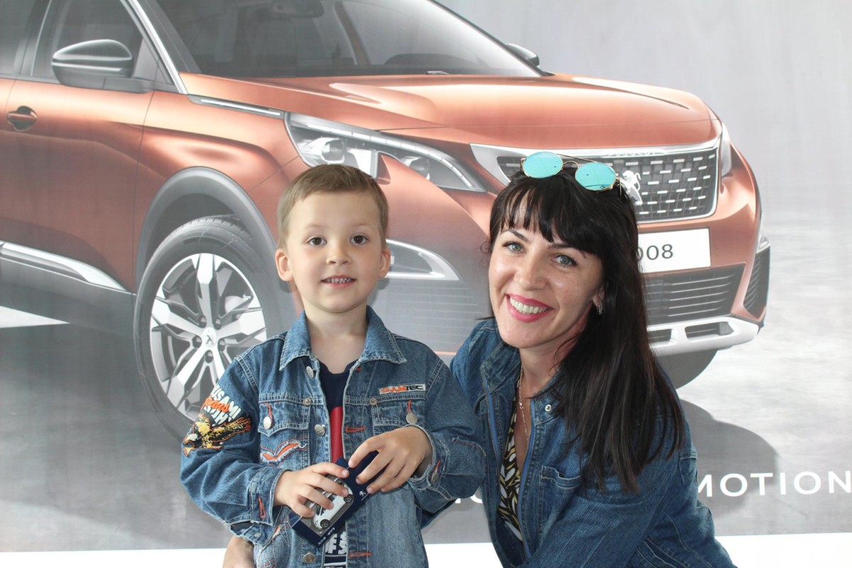 Тест-драйв новинок от Peugeot «ВиДи Авангард» и Peugeot «ВиДи Авеню»