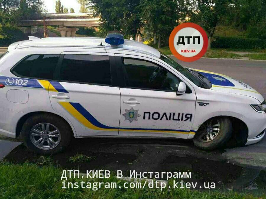 В Украине разбит первый полицейский кроссовер Mitsubishi Outlander